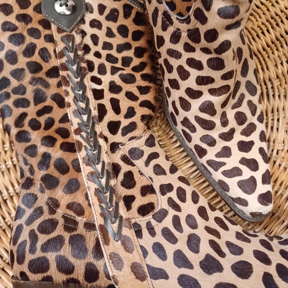 Pre-owned Rockwell Tharp 👢 👢 - Picture 13 of 16